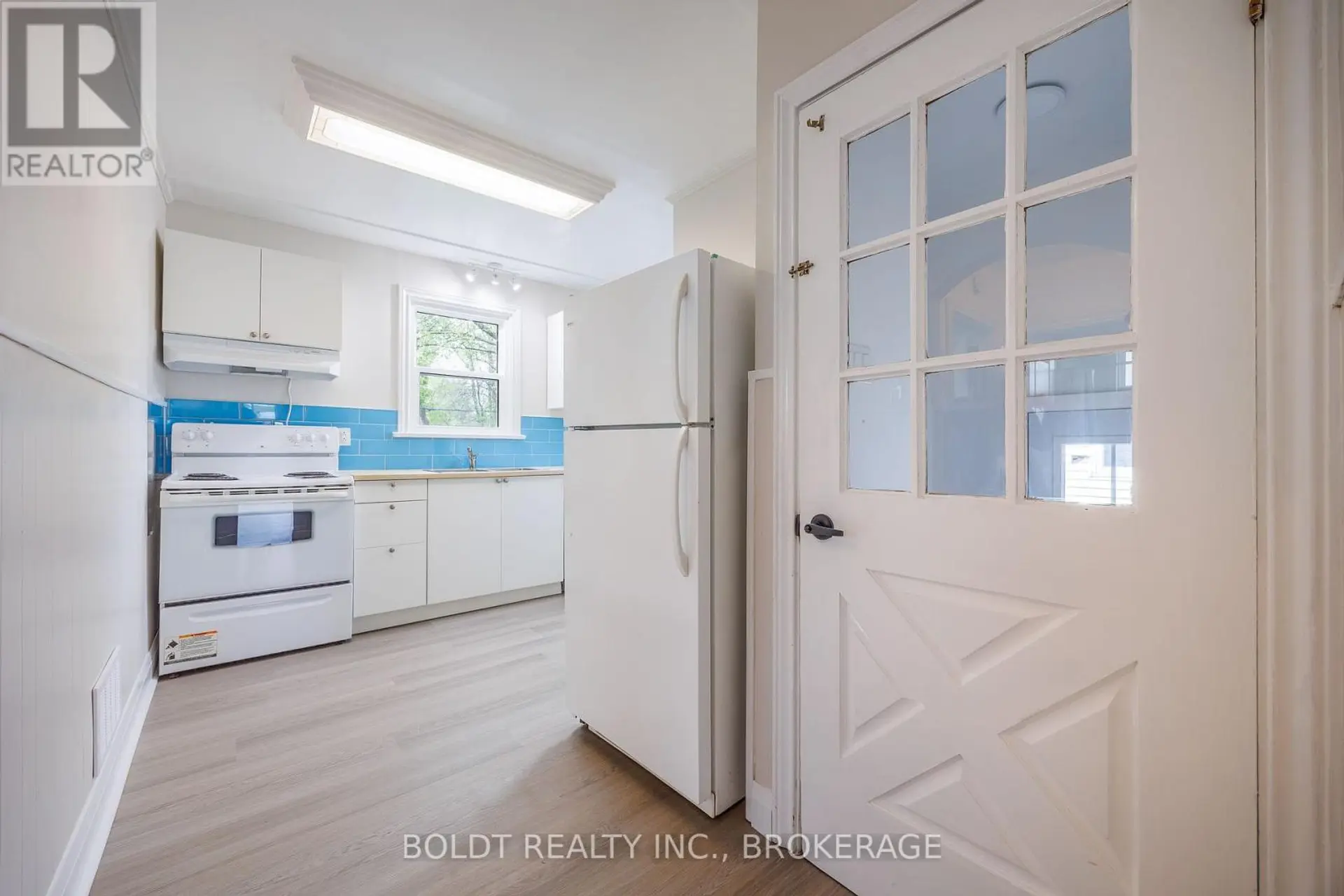 422 WELLAND AVENUE - Image 9
