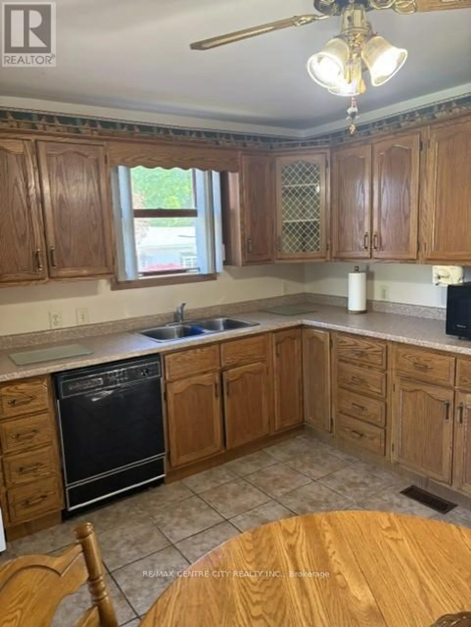 28 DIEPPE DRIVE - Image 8