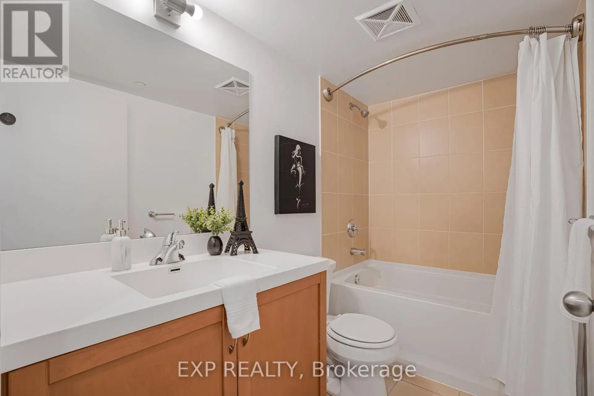 #729 830 LAWRENCE AVENUE W - Image 14