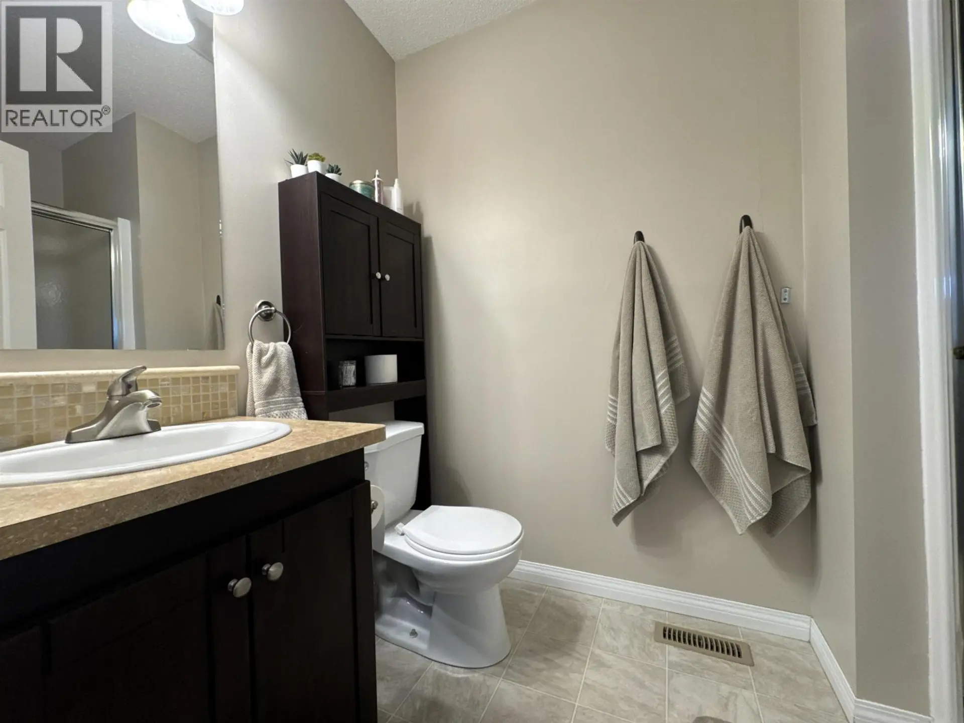 9616 FAIRWAY AVENUE - Image 9