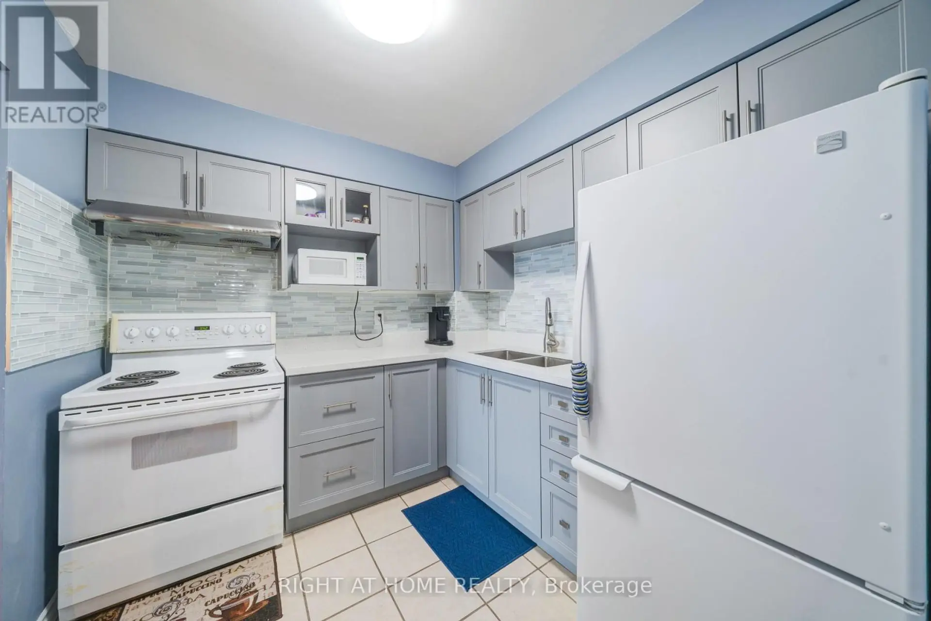 #1005 15 SEWELLS ROAD - Image 9