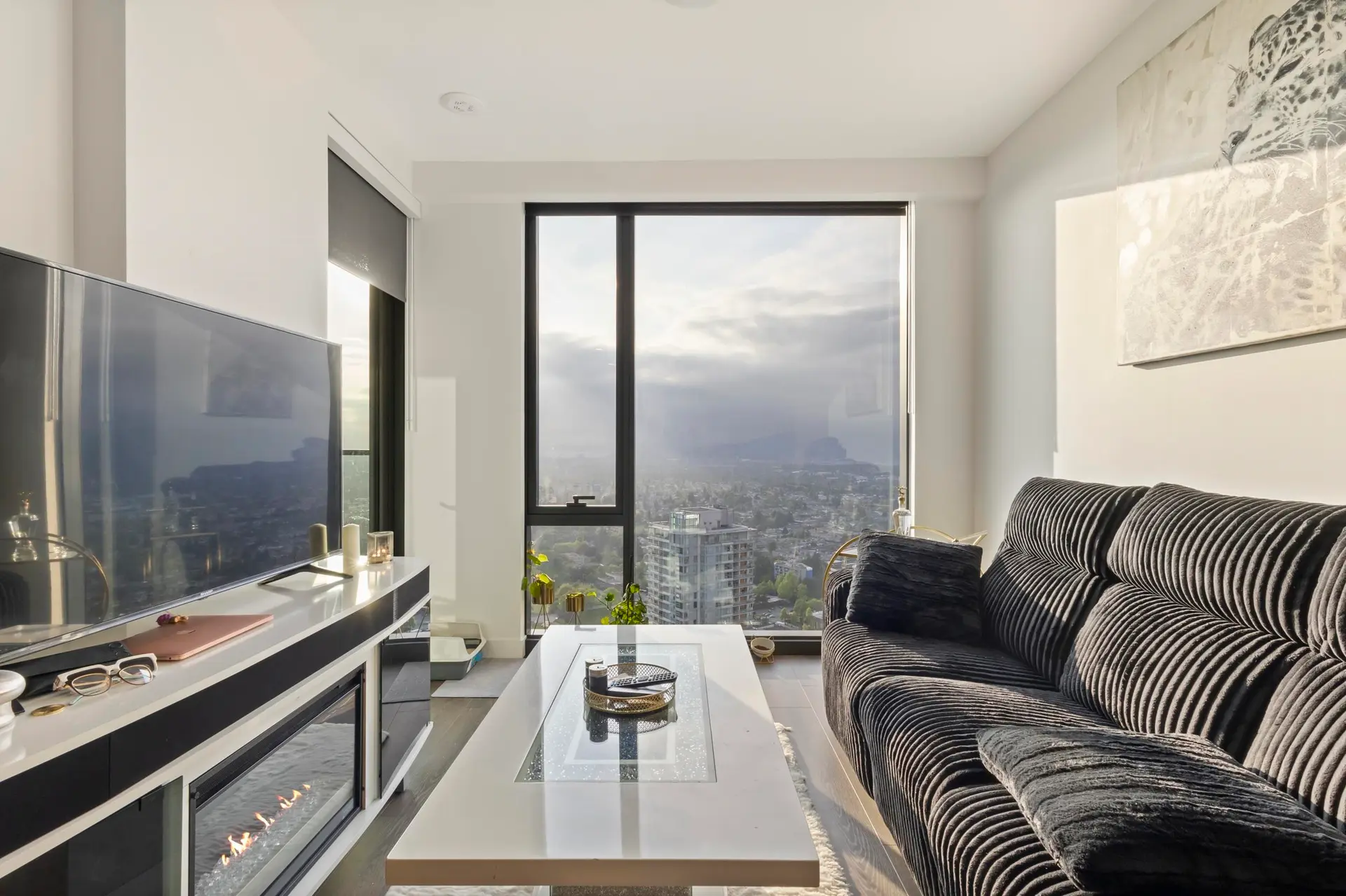 #3905 5987 Wilson Avenue - Image 3