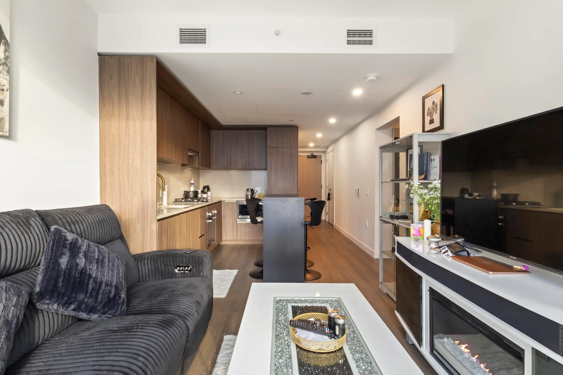 #3905 5987 Wilson Avenue - Image 14