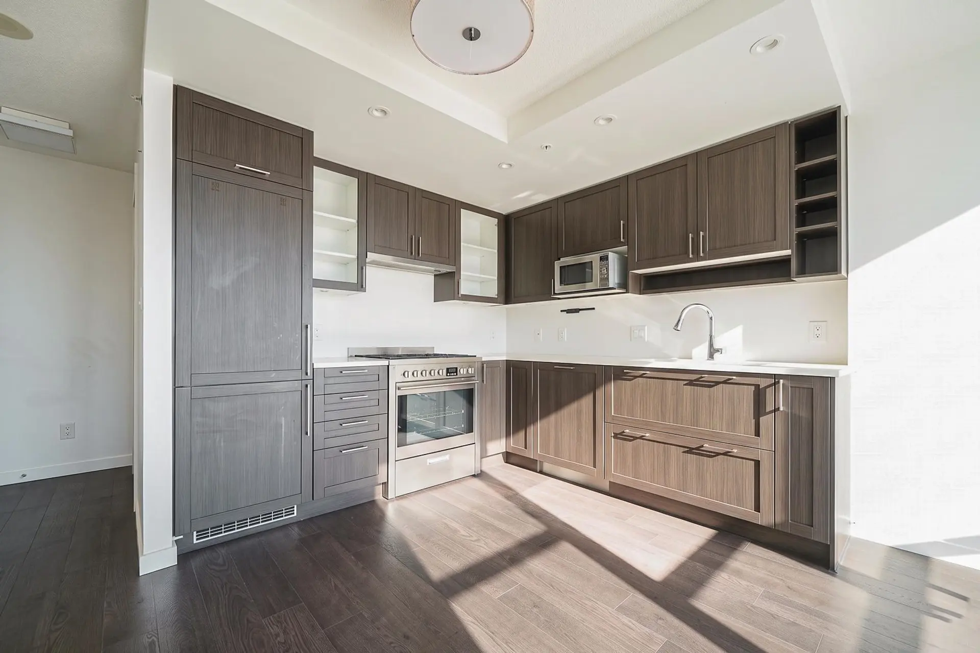 #2601 5515 Boundary Road - Image 6