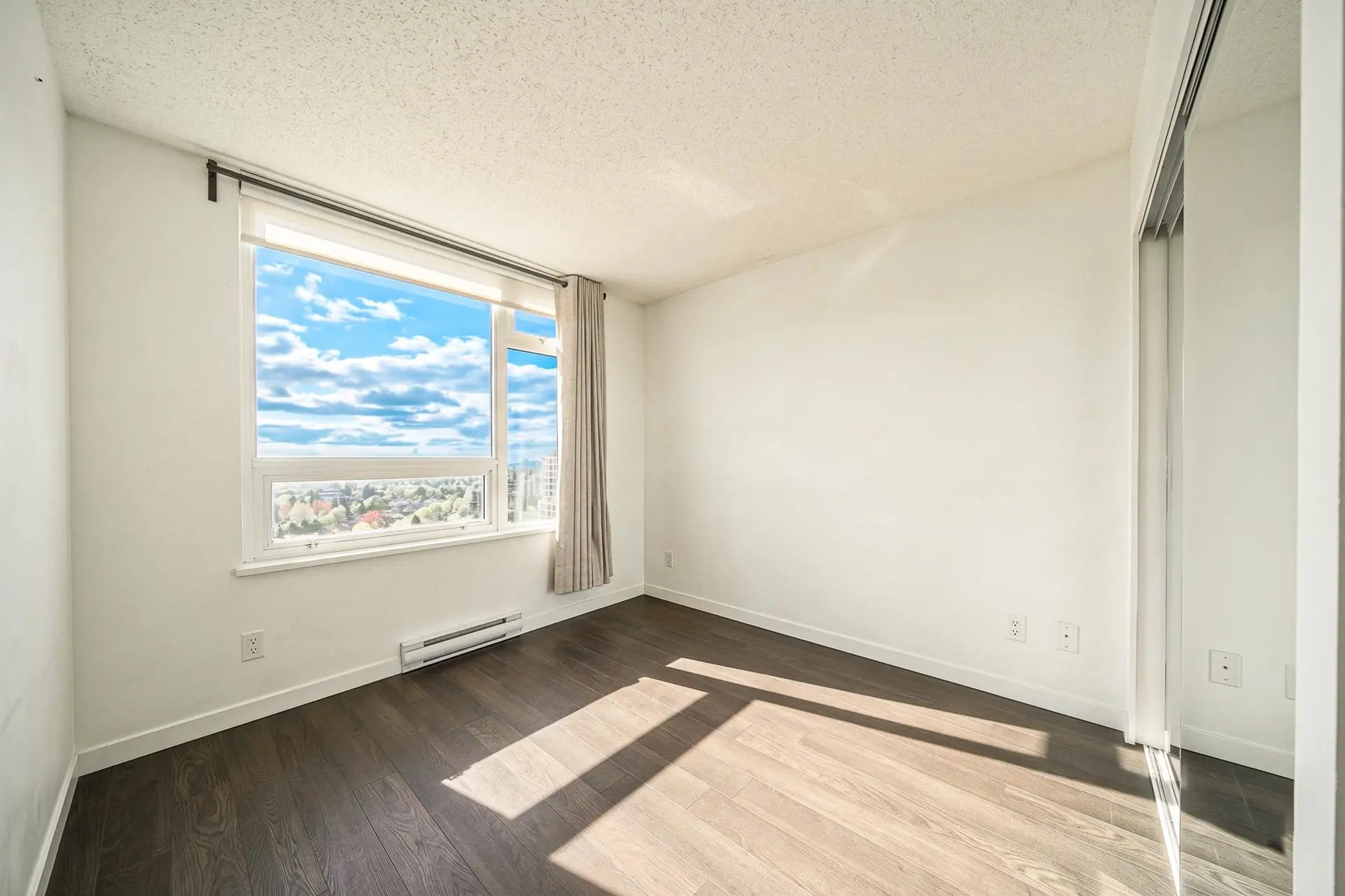 #2601 5515 Boundary Road - Image 9