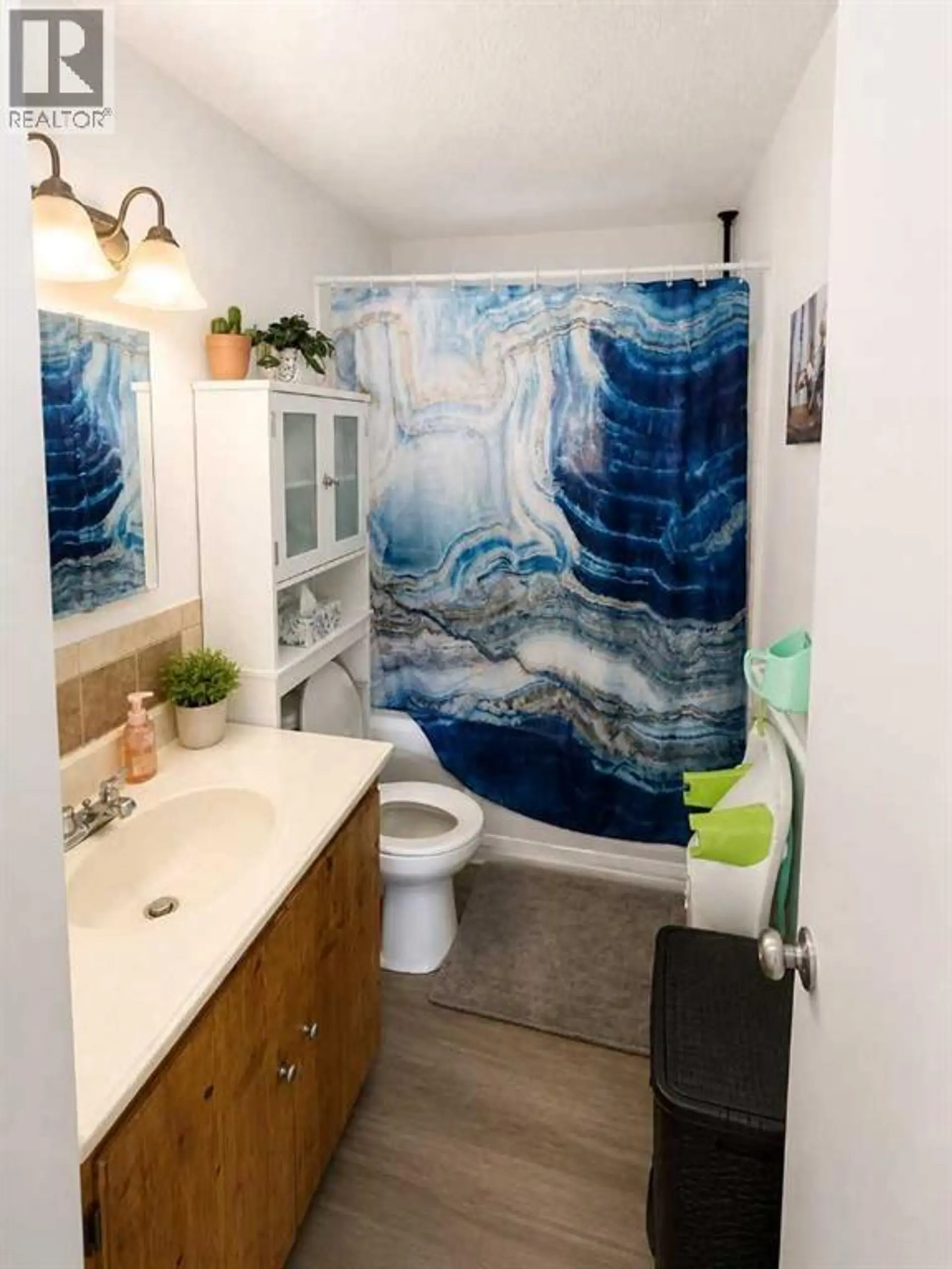 4410 43 Street - Image 6