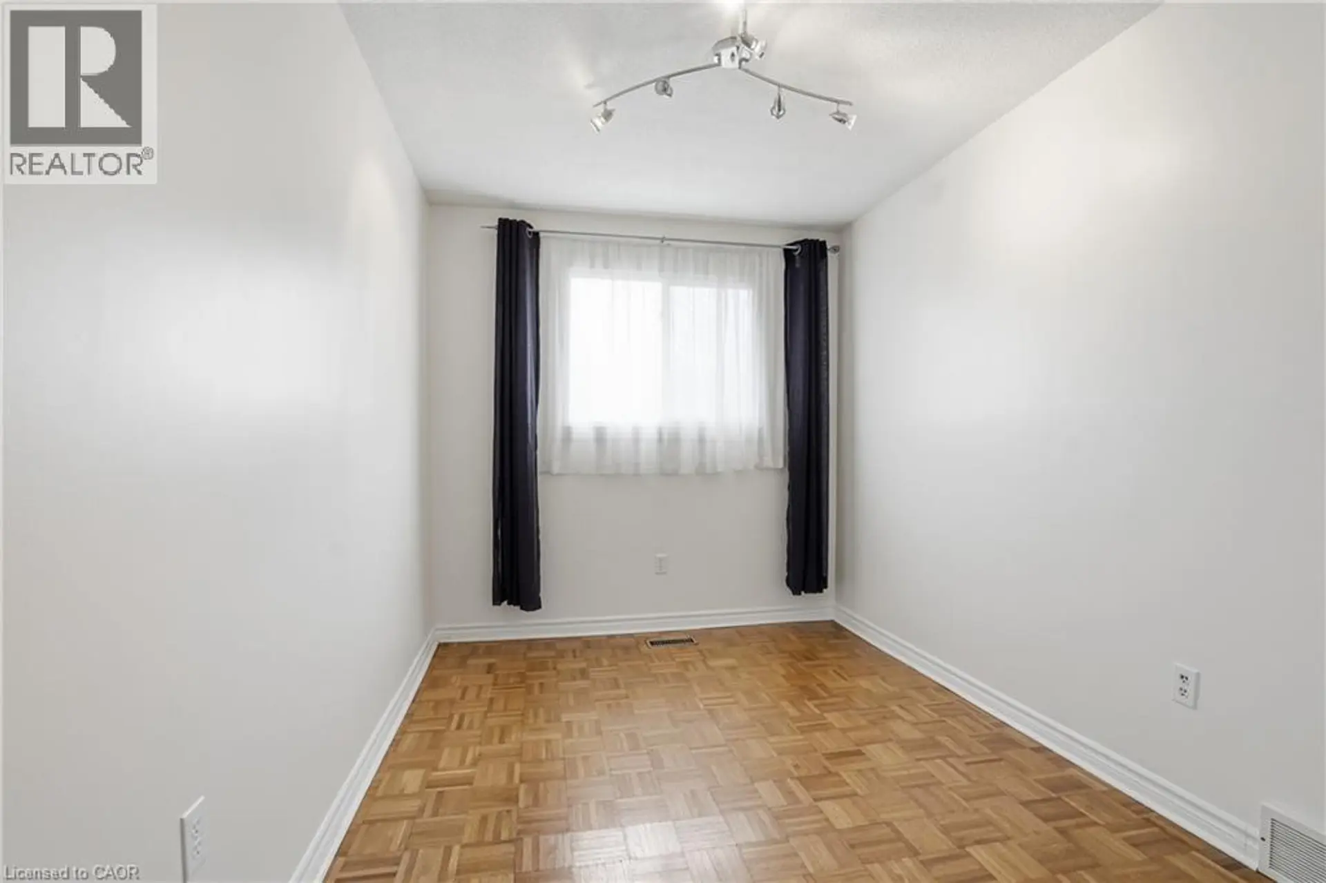 87 MARC Boulevard - Image 13