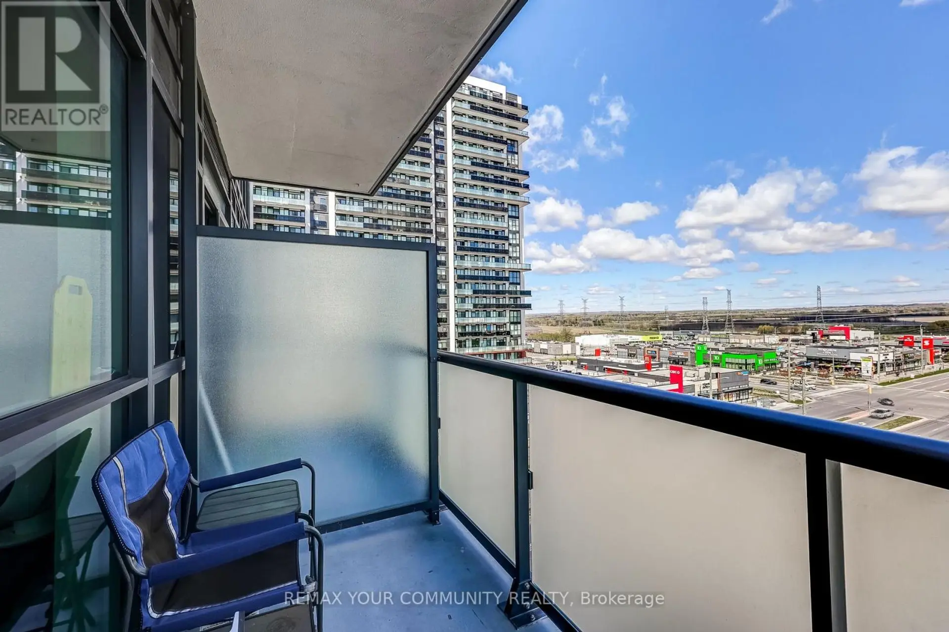 #917 2545 SIMCOE STREET N - Image 14