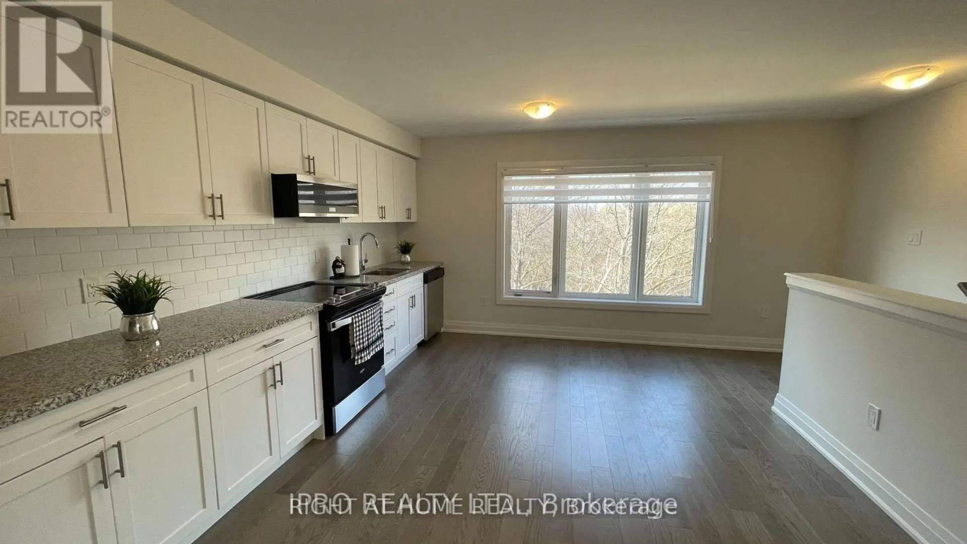 8 CREEKBANK ROAD - Image 16