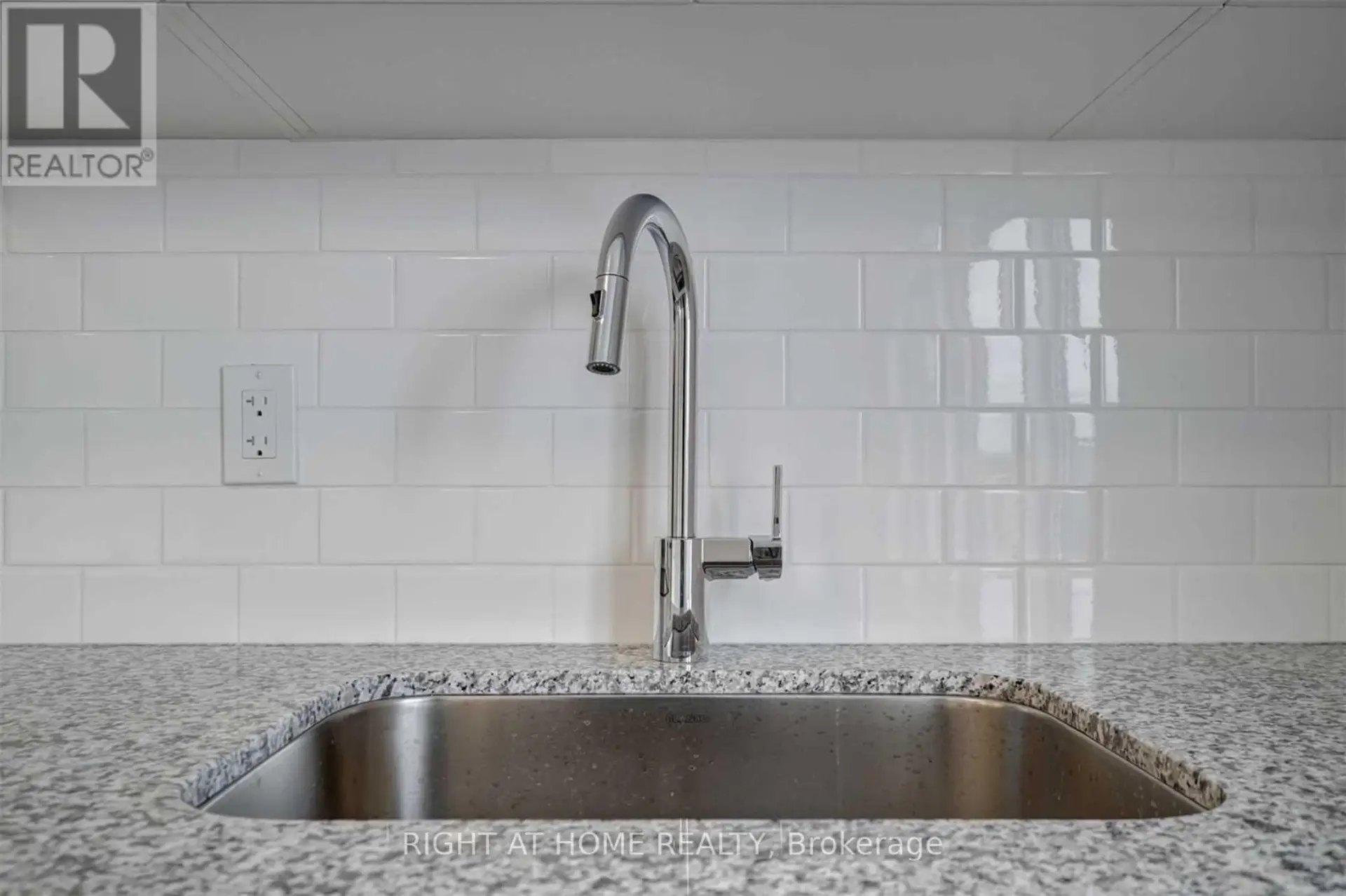 8 CREEKBANK ROAD - Image 7