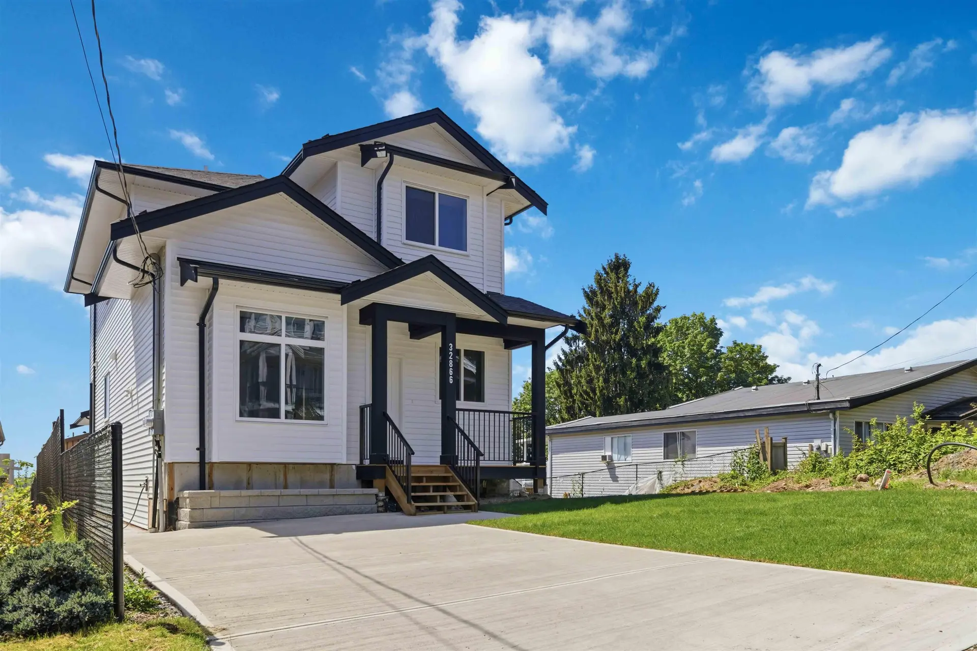 Property at 32866 3rd Avenue, Mission, BC