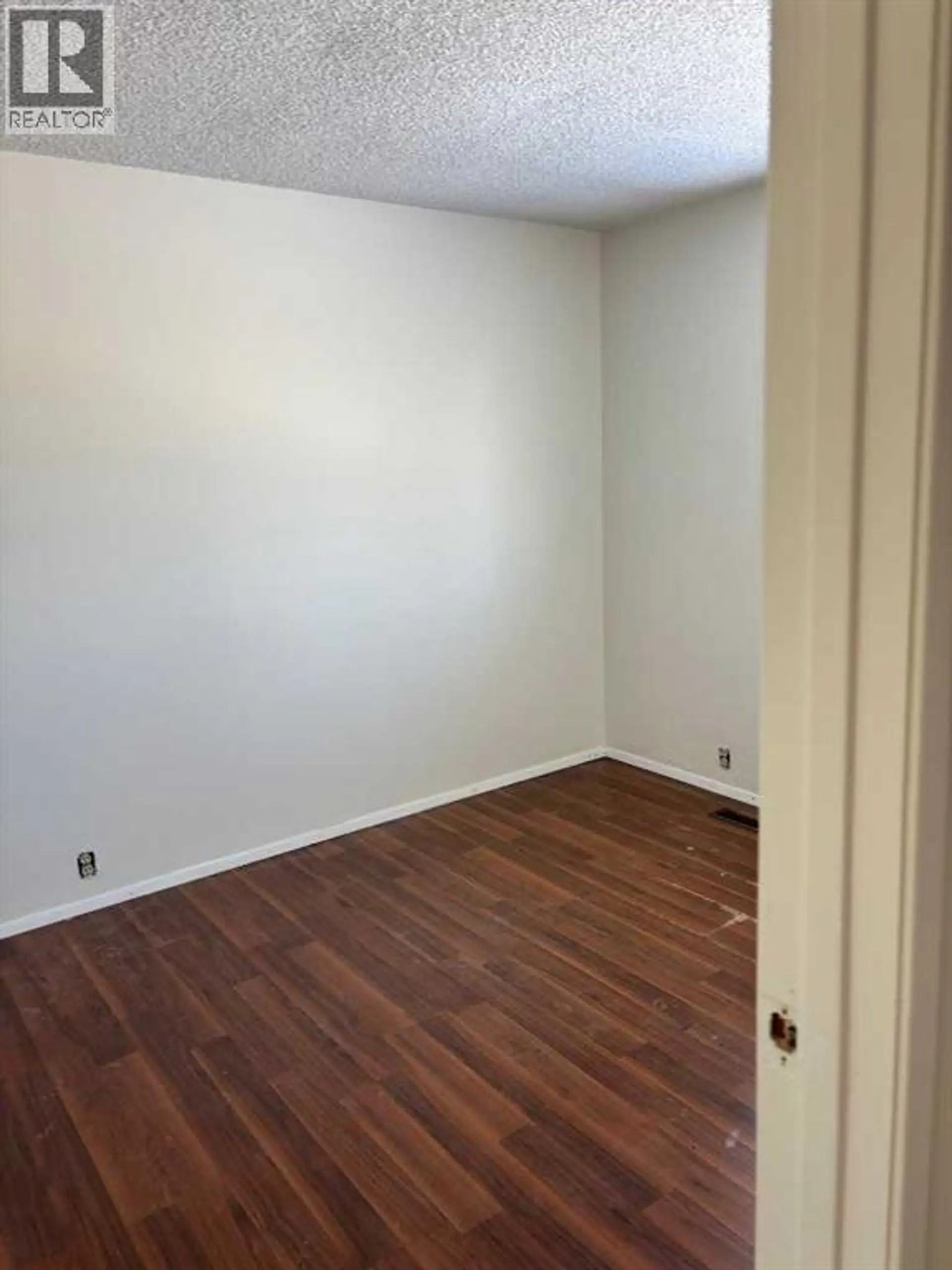 128 Dovercrest Way SE - Image 3