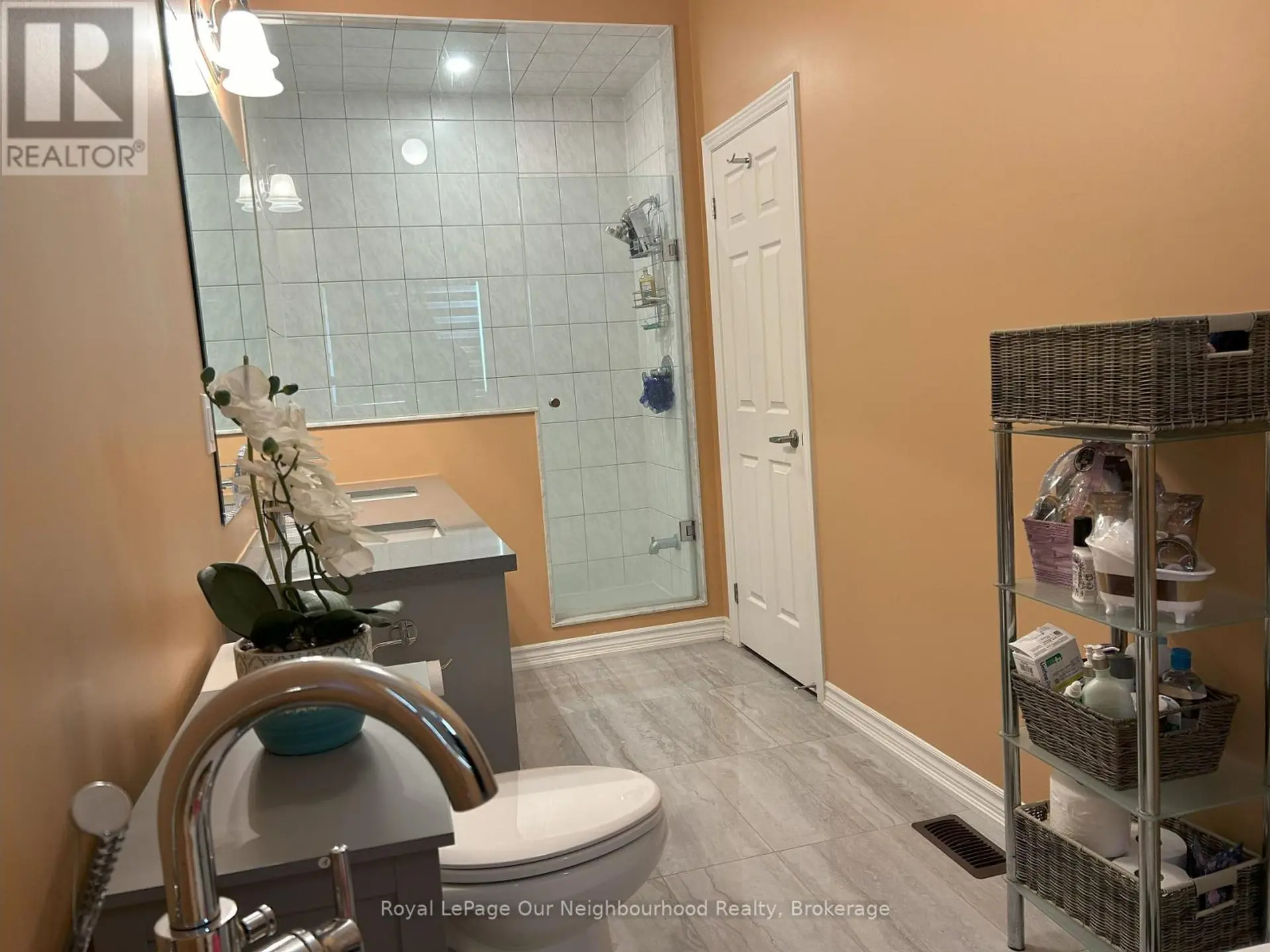 249 FLEETWOOD DRIVE - Image 13