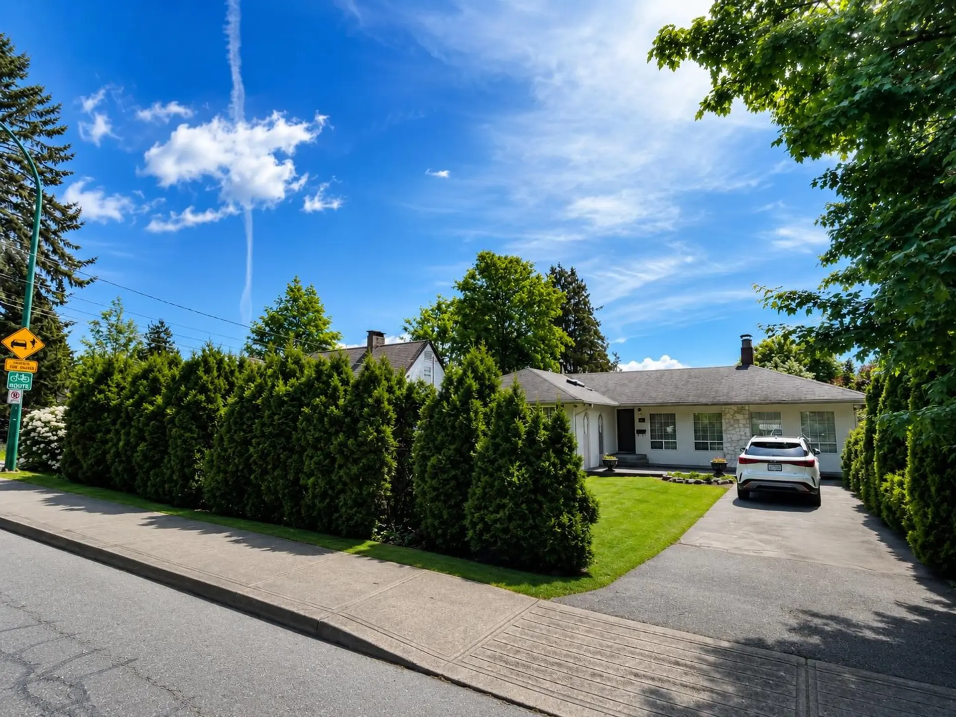 810 Rochester Avenue - Image 3