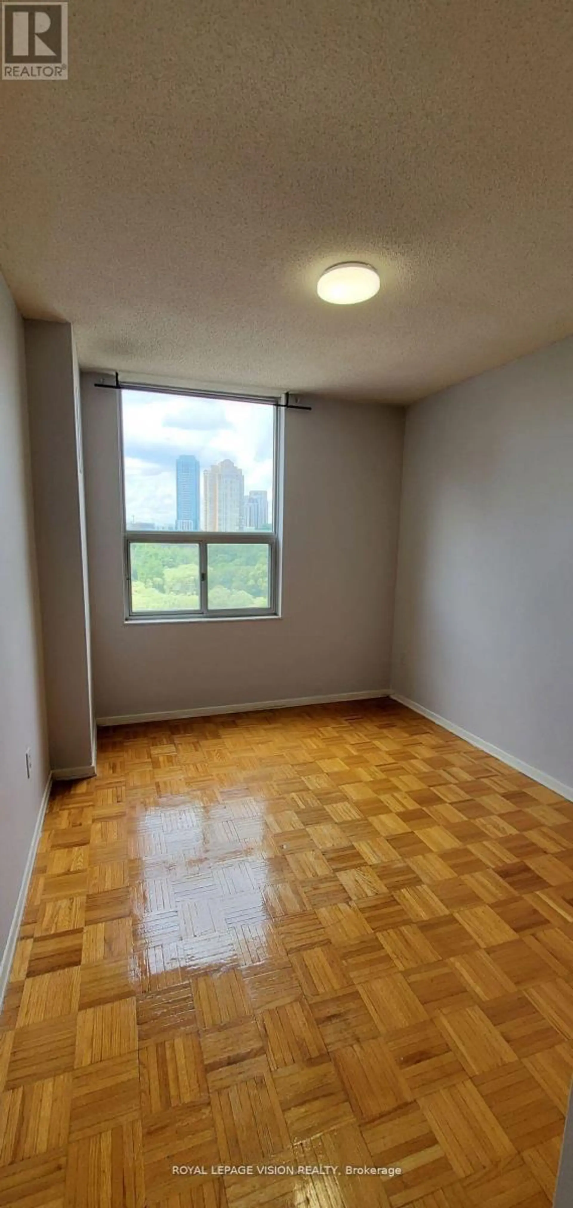 #1202 20 EDGECLIFF GOLFWAY - Image 9