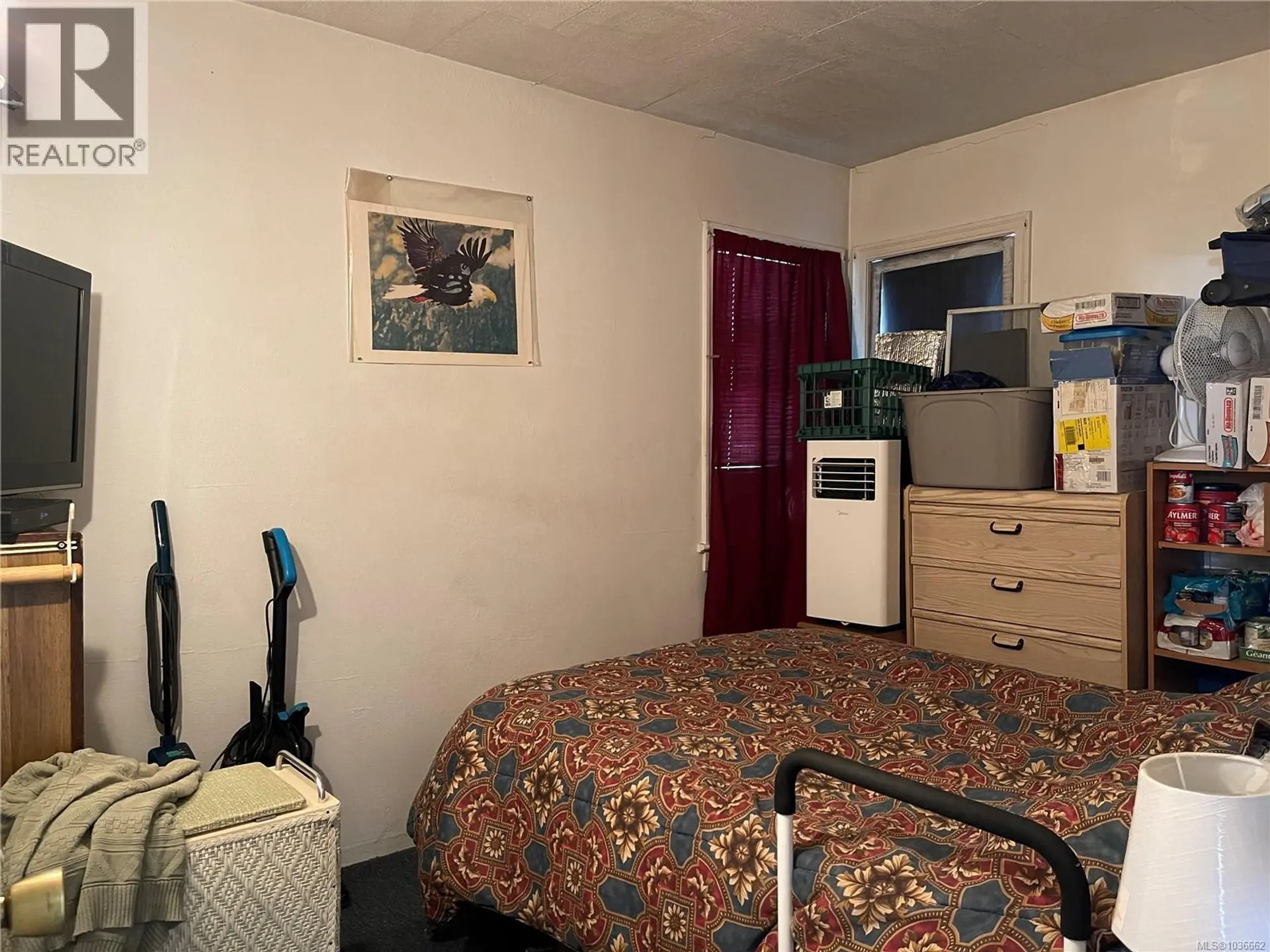 4926 Redford St - Image 6