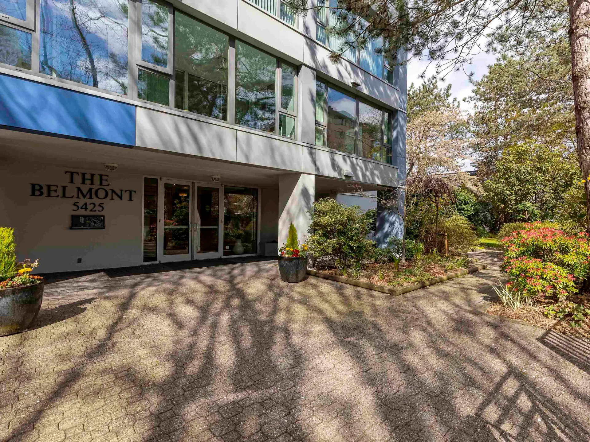 #1102 5425 Yew Street - Image 10