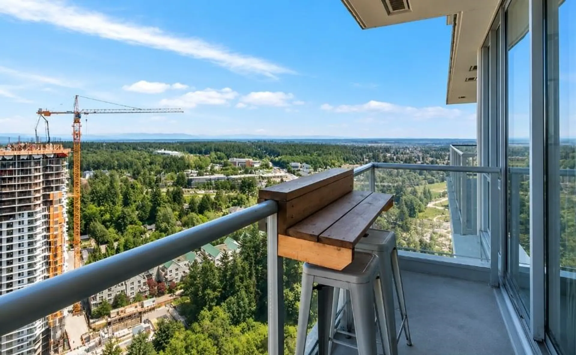 #3303 9981 Whalley Boulevard - Image 15