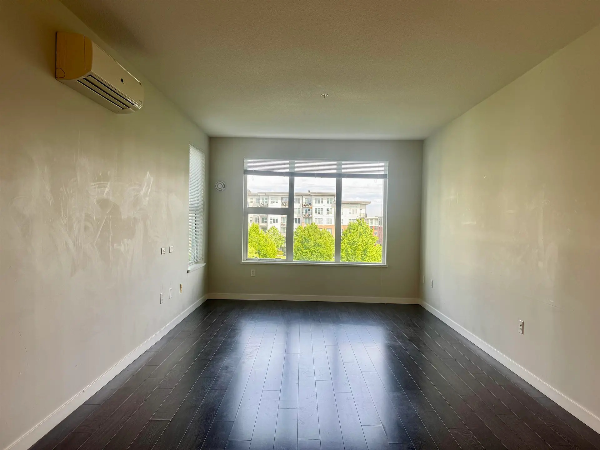 #416 9366 Tomicki Avenue - Image 3