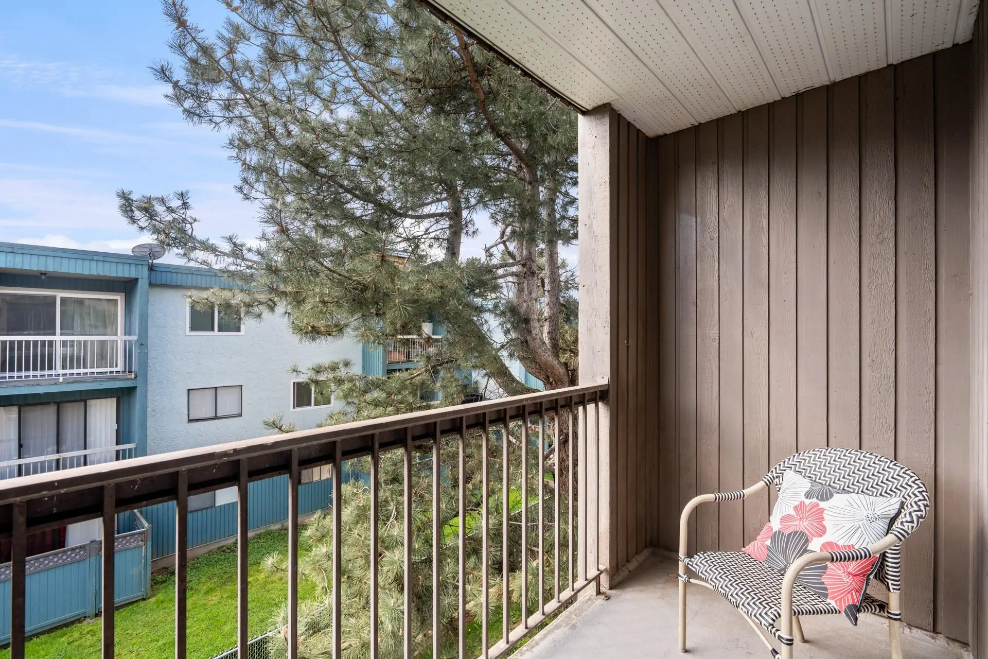 #327 1783 Agassiz-Rosedale No 9 Highway - Image 15