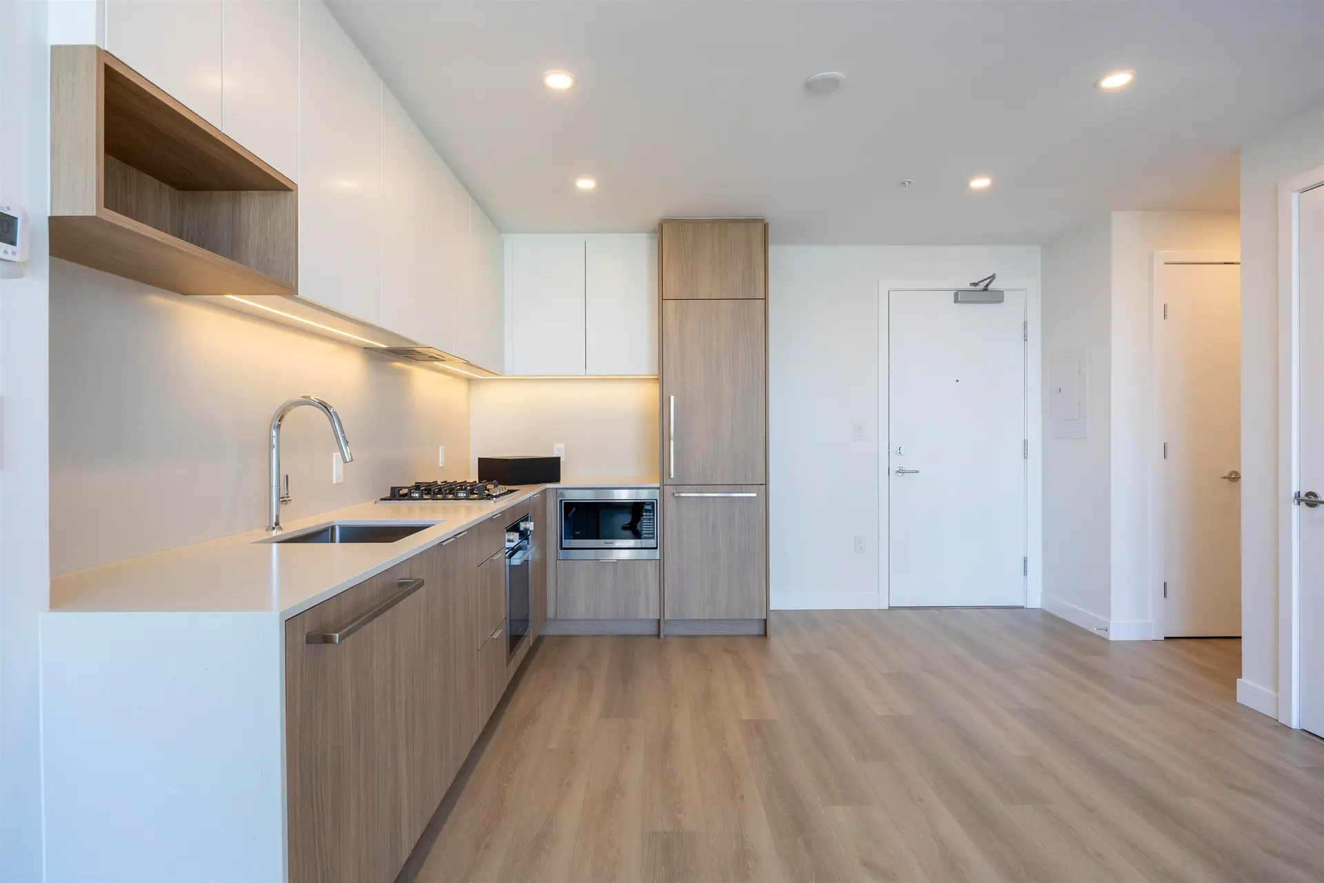 #2702 6087 Wilson Avenue - Image 5