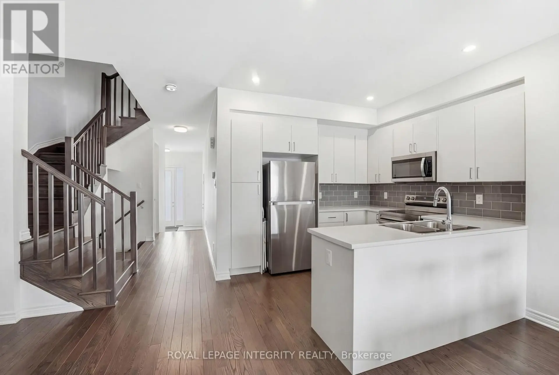 36 JARGEAU ROAD - Image 4