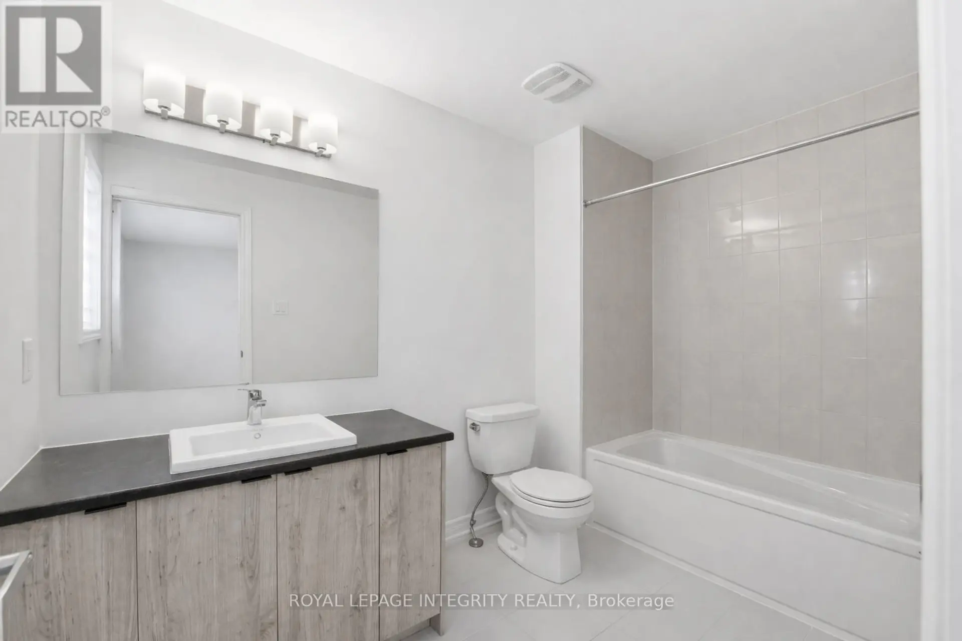 36 JARGEAU ROAD - Image 13