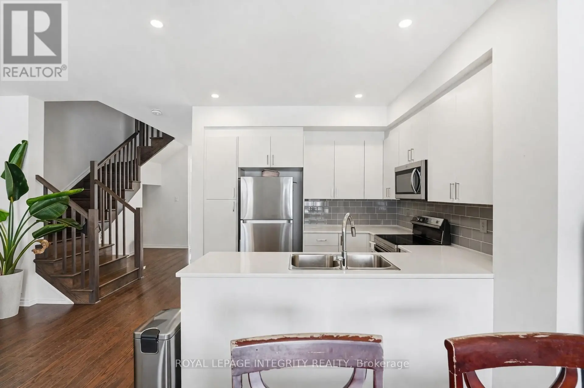 36 JARGEAU ROAD - Image 3