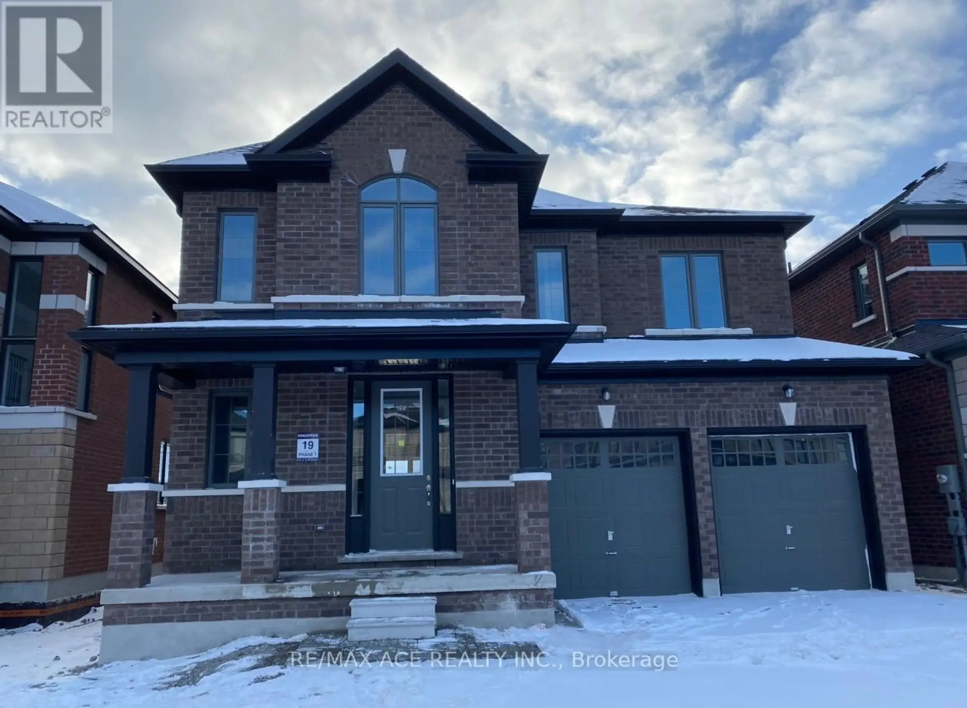 11 CORLEY STREET - Image 1