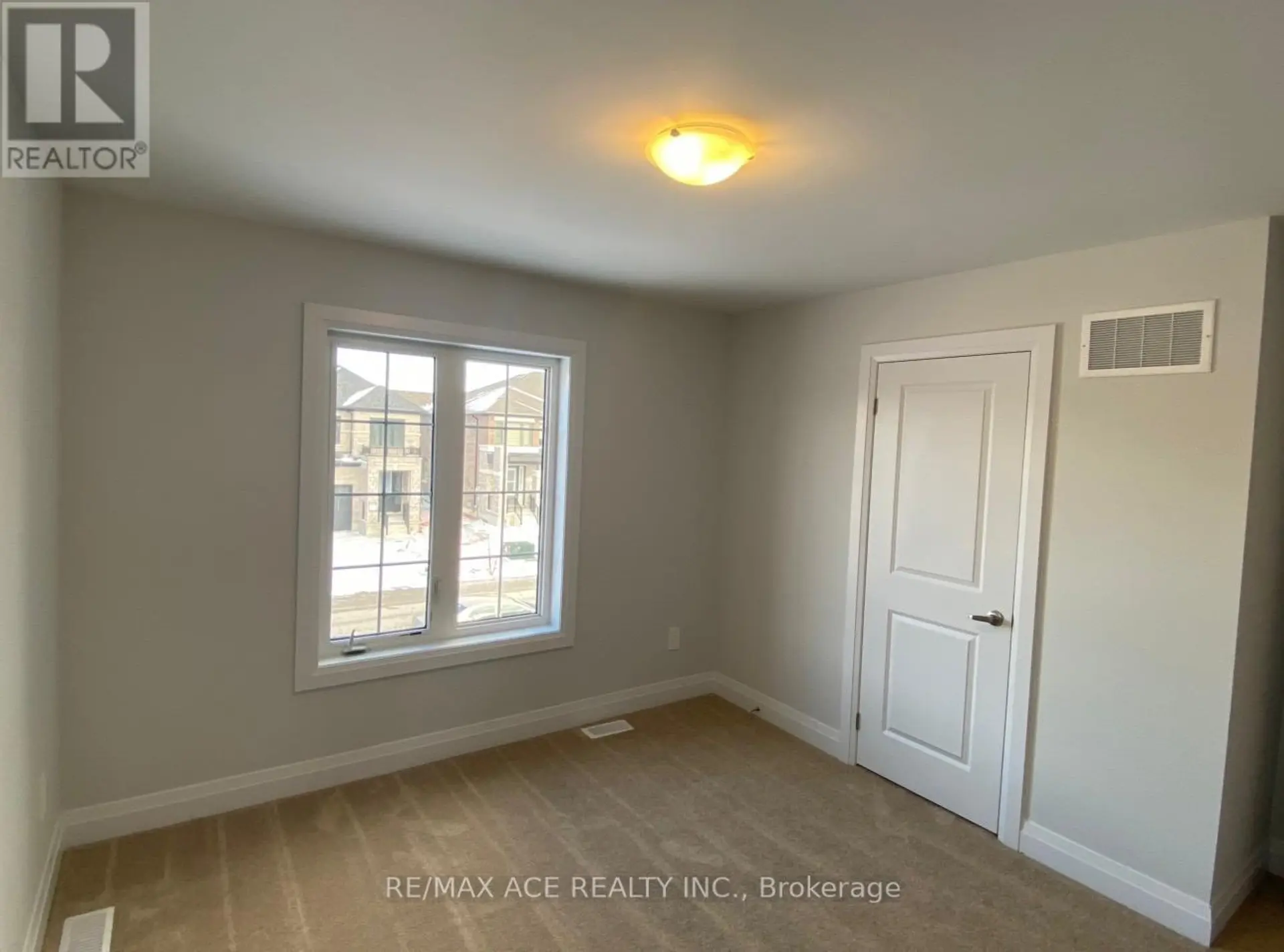 11 CORLEY STREET - Image 4