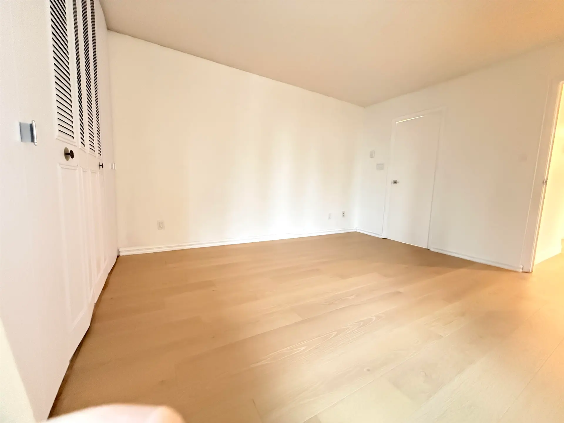 #604 6455 Willingdon Avenue - Image 6