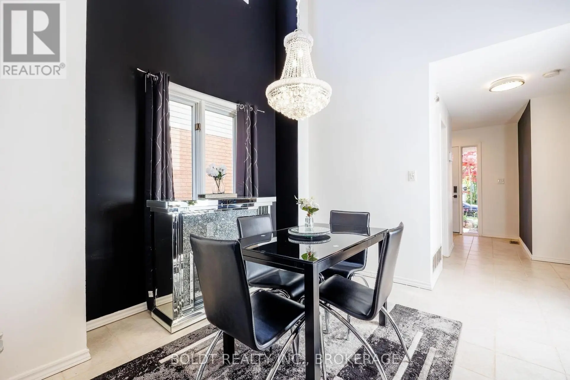 10 MARIA STREET - Image 8