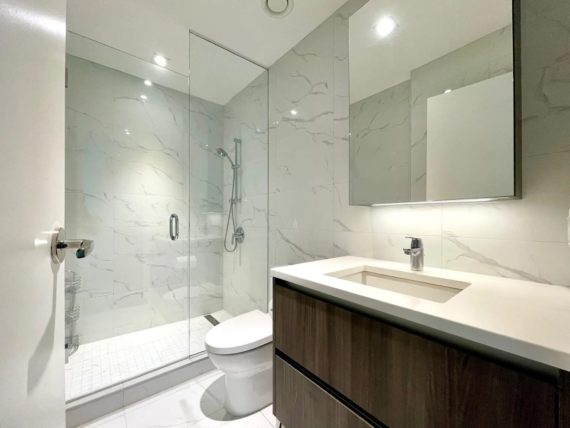 #1413 8133 Cook Road - Image 9