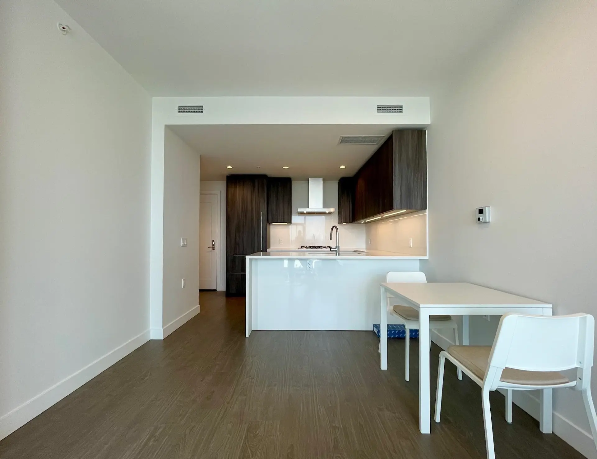 #1413 8133 Cook Road - Image 4