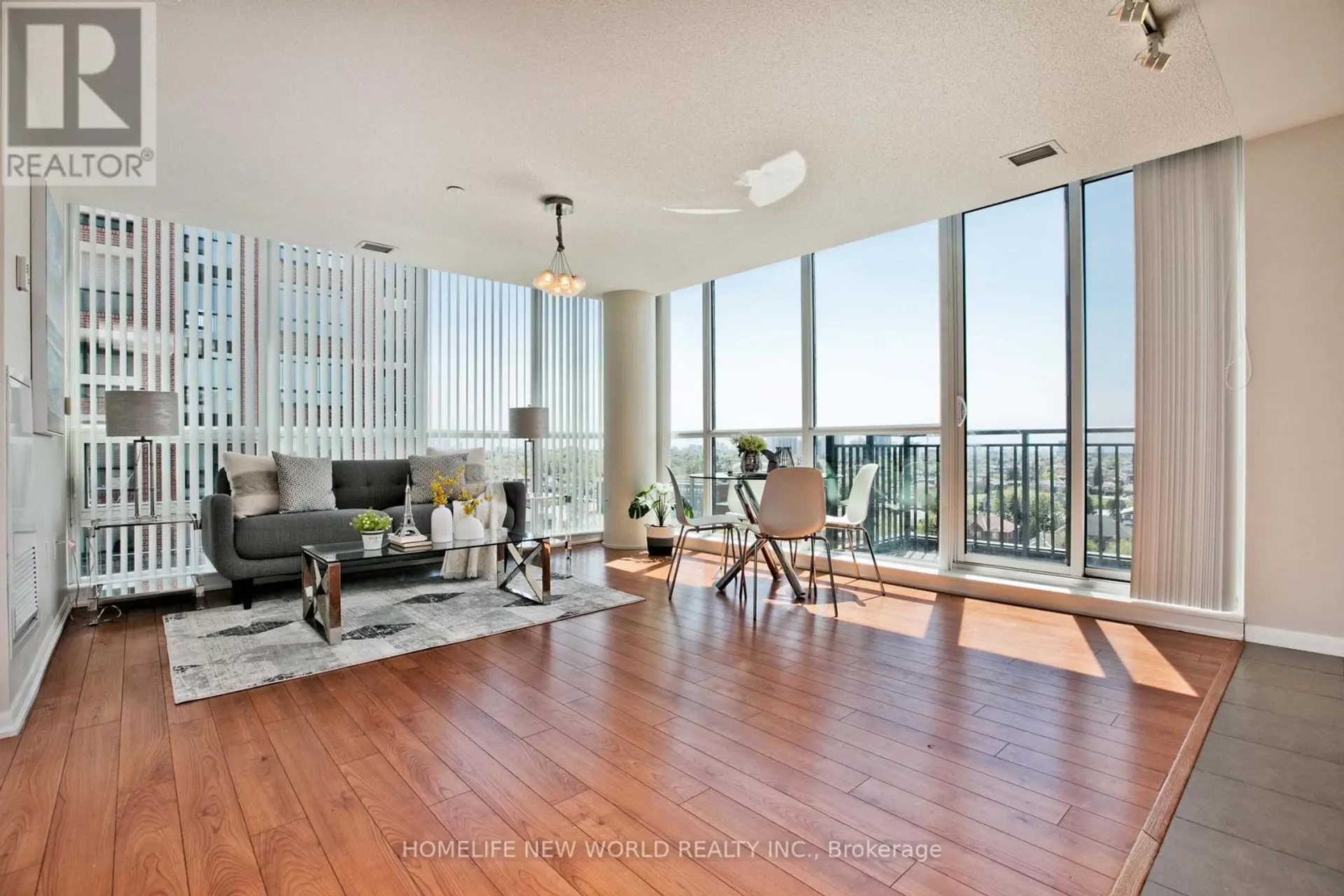 #836 830 LAWRENCE AVENUE W - Image 3