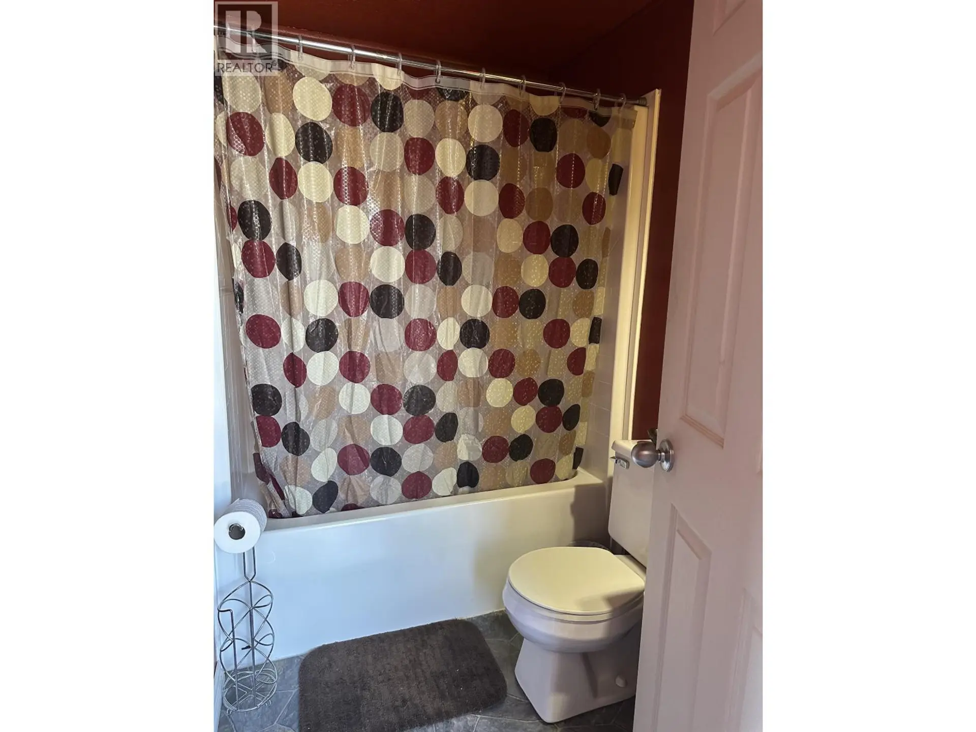 8708 76 STREET - Image 12