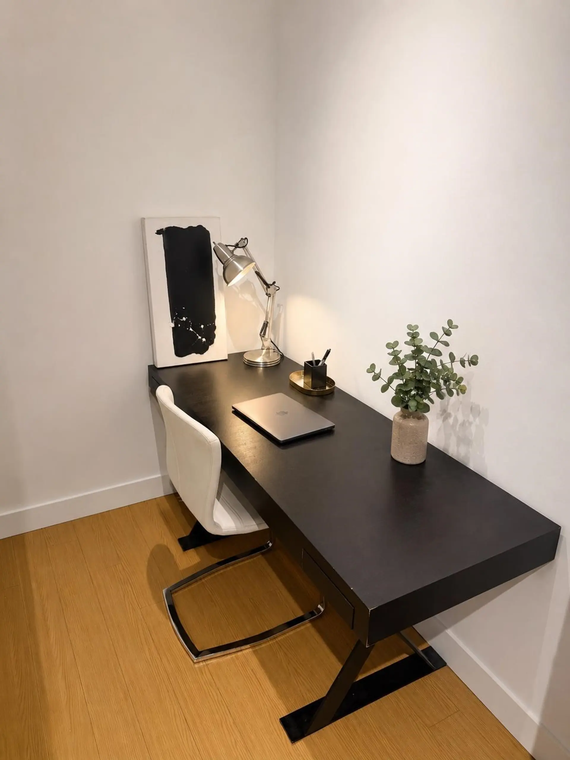 #702 1325 Rolston Street - Image 3