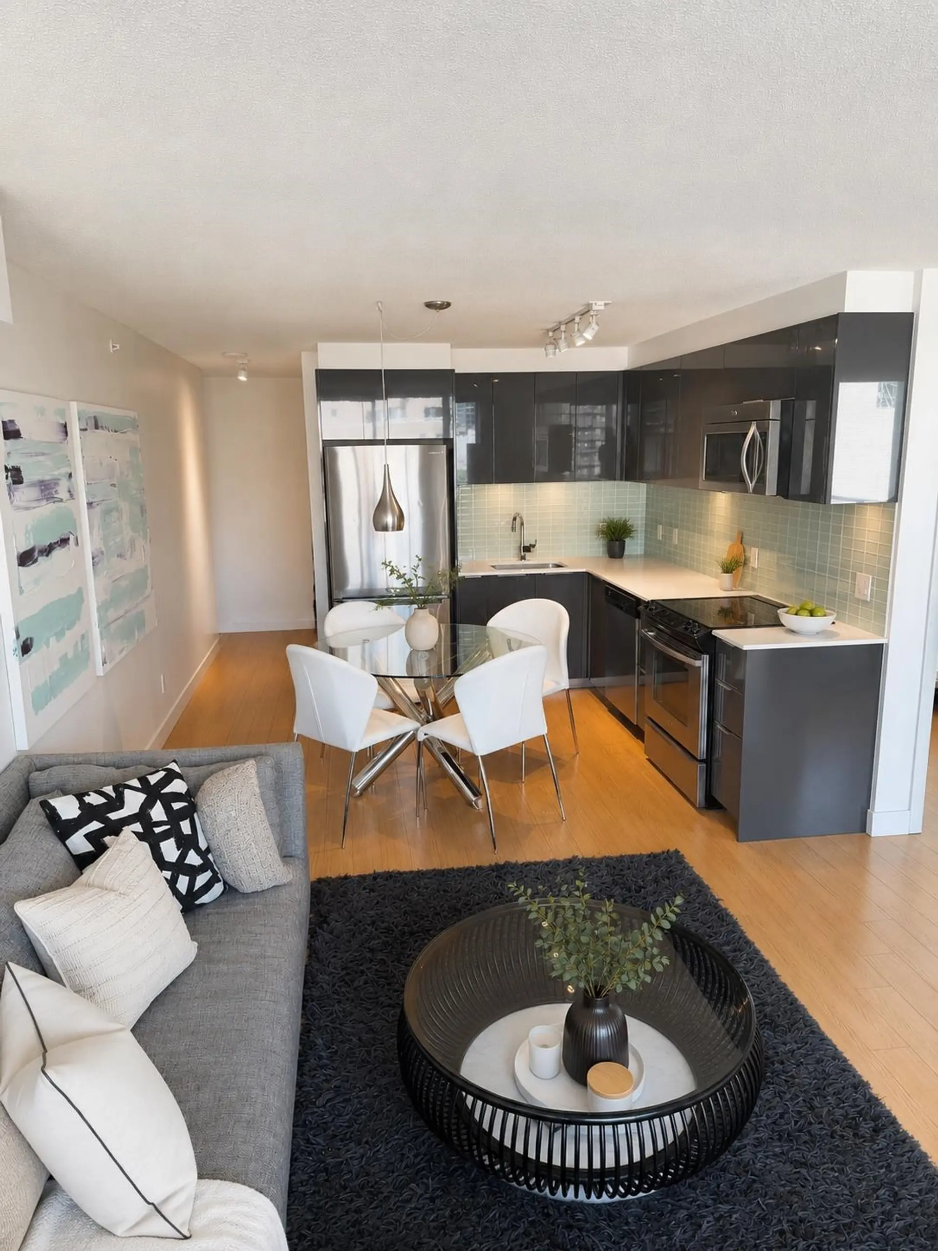 #702 1325 Rolston Street - Image 5