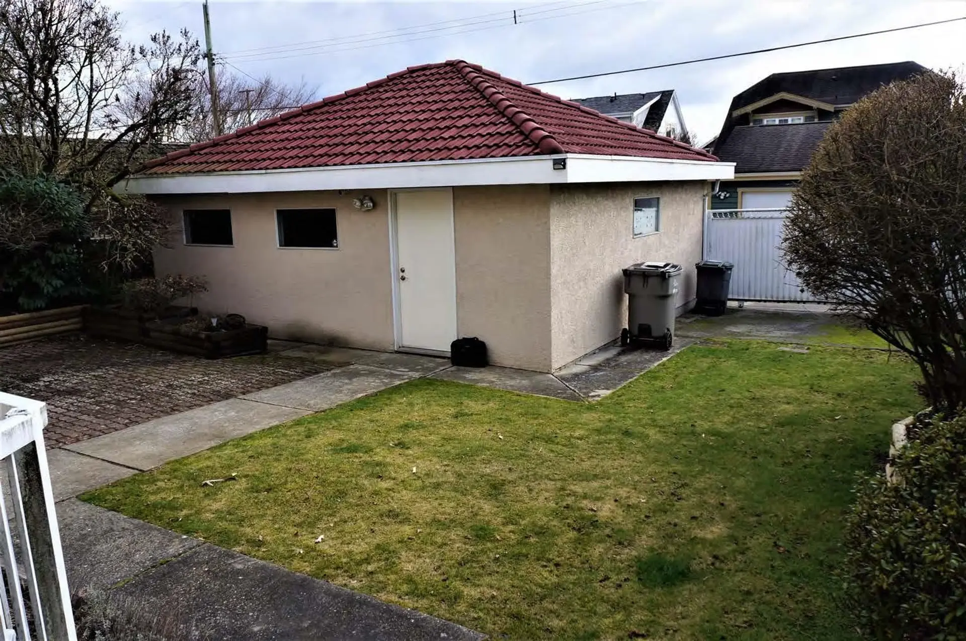 122 W 43rd Avenue - Image 3