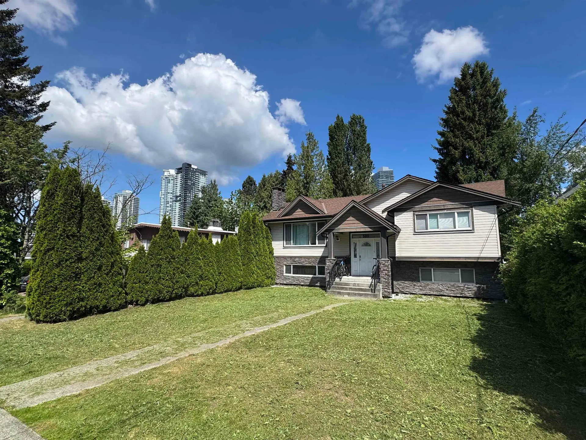589 Foster Avenue - Image 1
