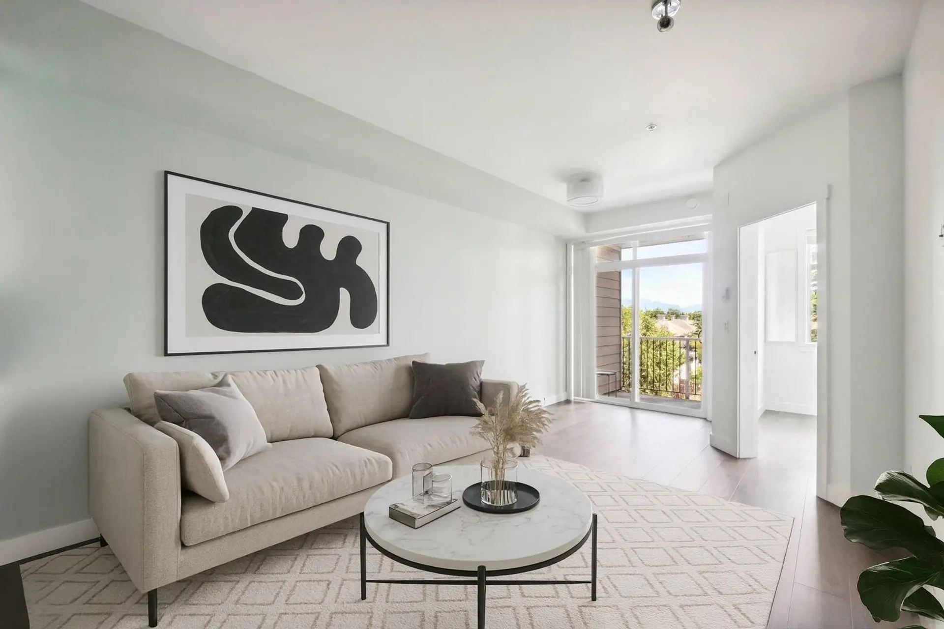 #419 20686 Eastleigh Crescent - Image 4