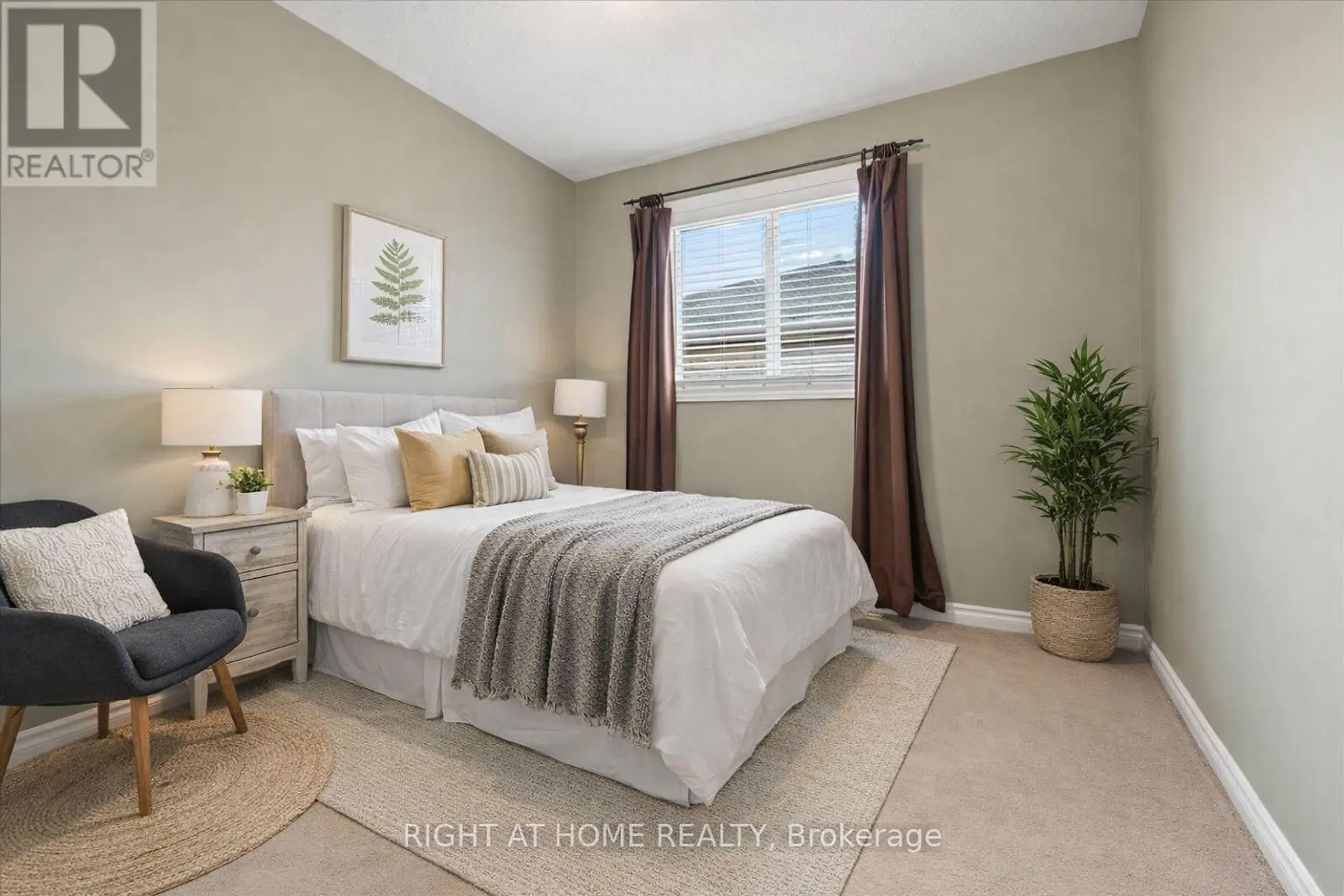 7 MICHAEL CRESCENT - Image 13