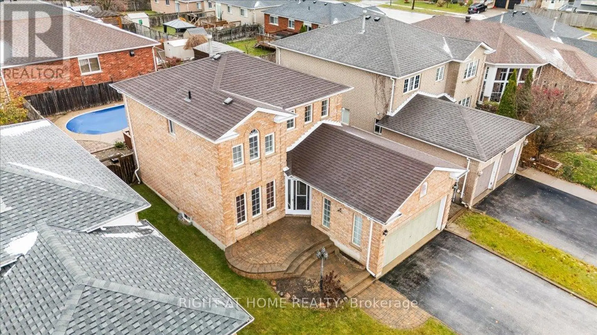 7 MICHAEL CRESCENT - Image 1