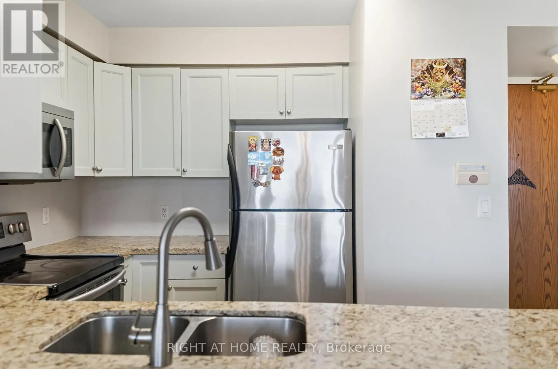 #607 4879 KIMBERMOUNT AVENUE - Image 8