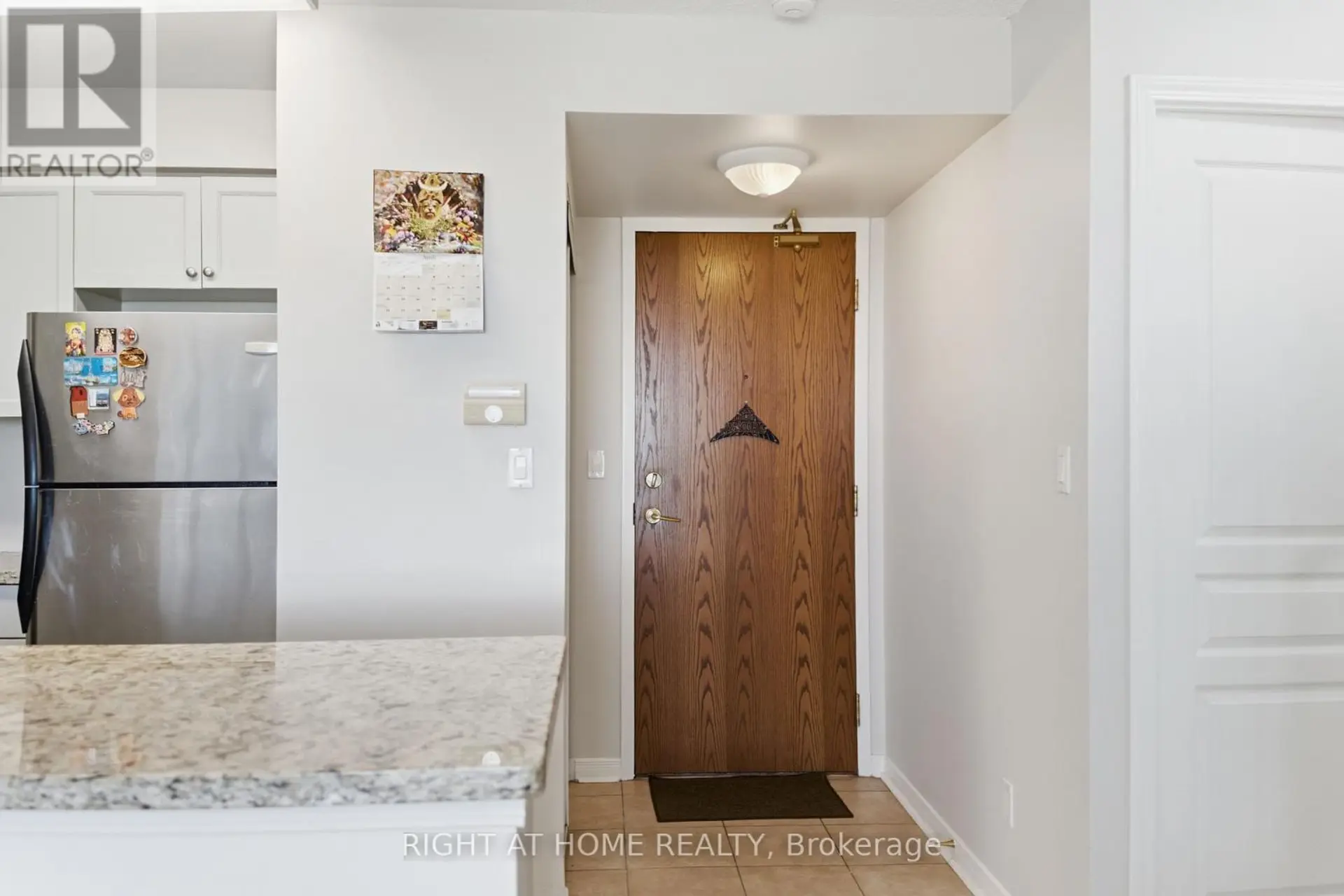 #607 4879 KIMBERMOUNT AVENUE - Image 2