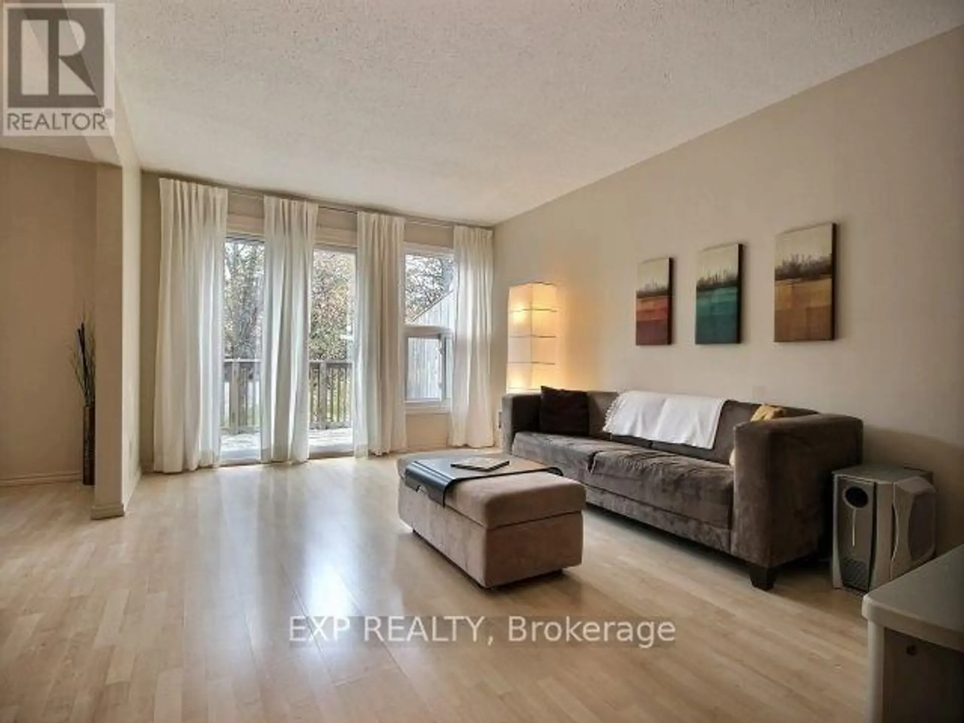 #29 3415 UPLANDS DRIVE - Image 2