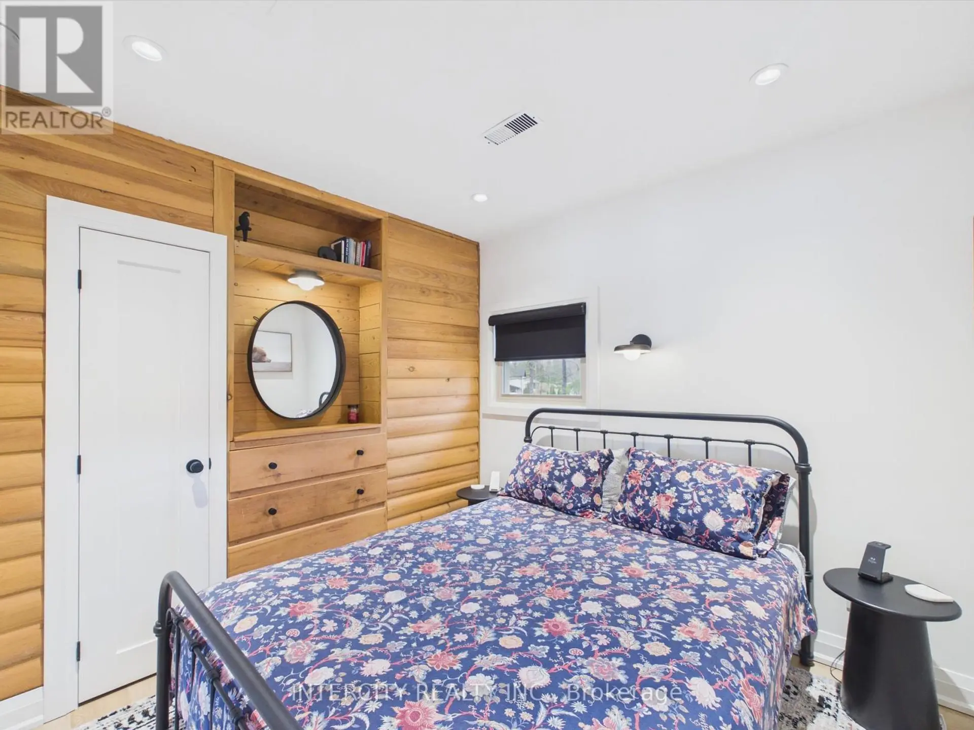 #3 1052 COVE ROAD - Image 12