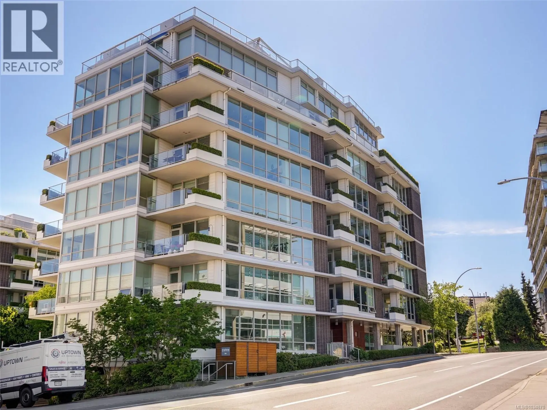Property at #105 399 Tyee Rd, Victoria, BC