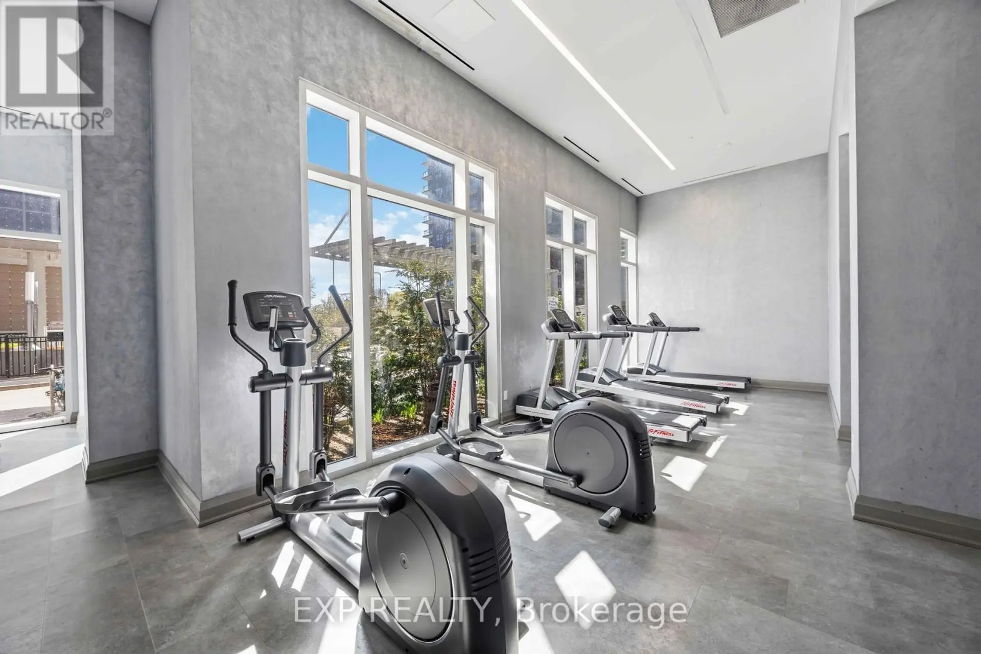 #2710 20 MEADOWGLEN PLACE - Image 18