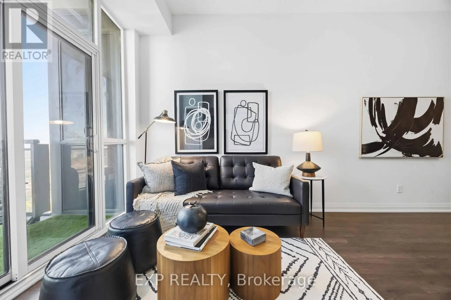 #2710 20 MEADOWGLEN PLACE - Image 2